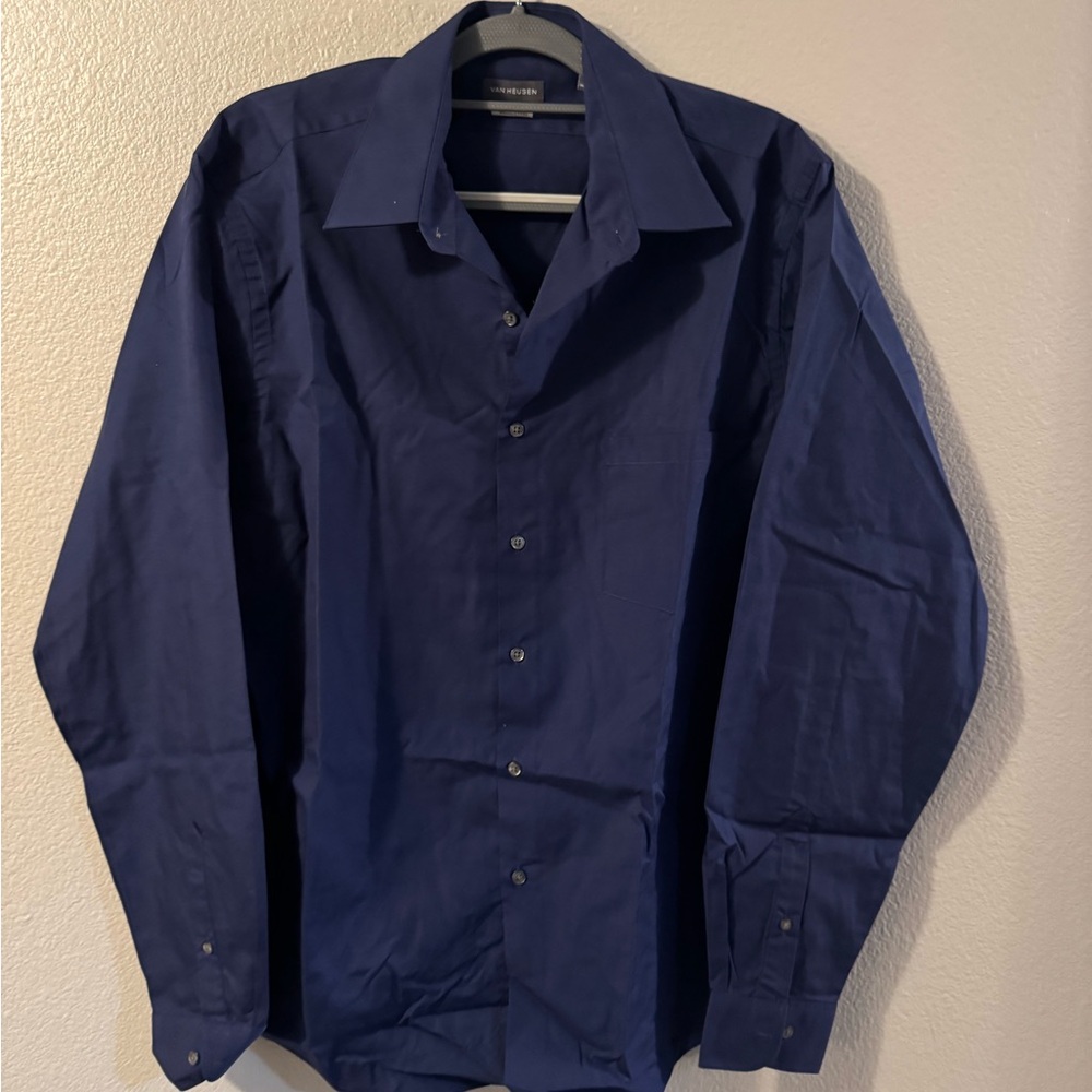 Van Heusen Blue Dress Shirt Classic Design